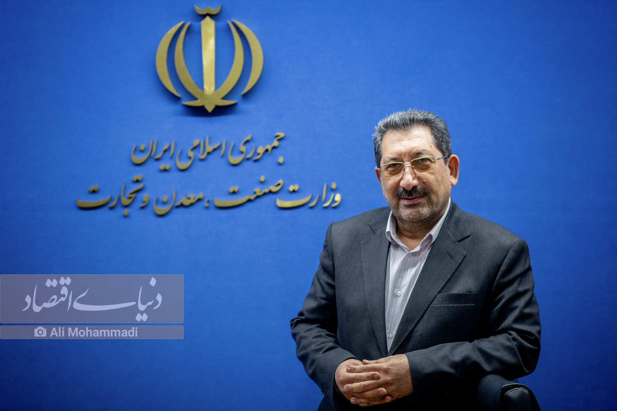 قطع برق صنایع به روایت وزیر صمت/ شهرک‌های صنعتی چند روز در هفته خاموشی دارند؟