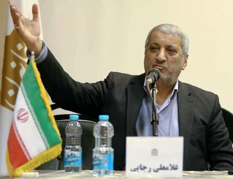 پشت پرده اختلافات بر سر مذاکرات ایران و آمریکا/رجایی: میخواهند پزشکیان را خسته کنند/هیچ مذاکرهای بدون پشتوانه جنگ به نتیجه نمیرسد