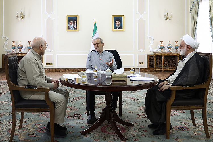 تاکید سران قوا بروحدت