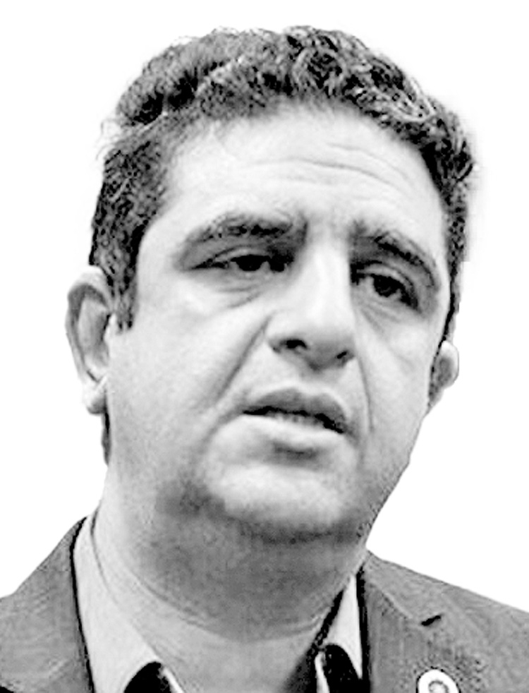 فرشید شکرخدایی