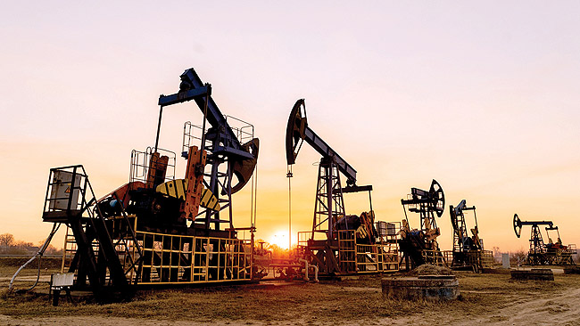 محمدرضا عارف به محمود احمدی نژاد تسلیت گفت