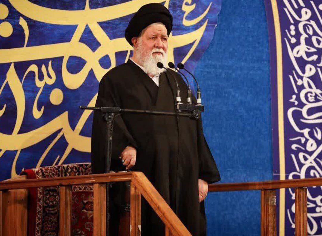 علمالهدی: آمریکا با پرتاب ۲۳ هزار موشک موفق نشد ایران را شکست دهد
