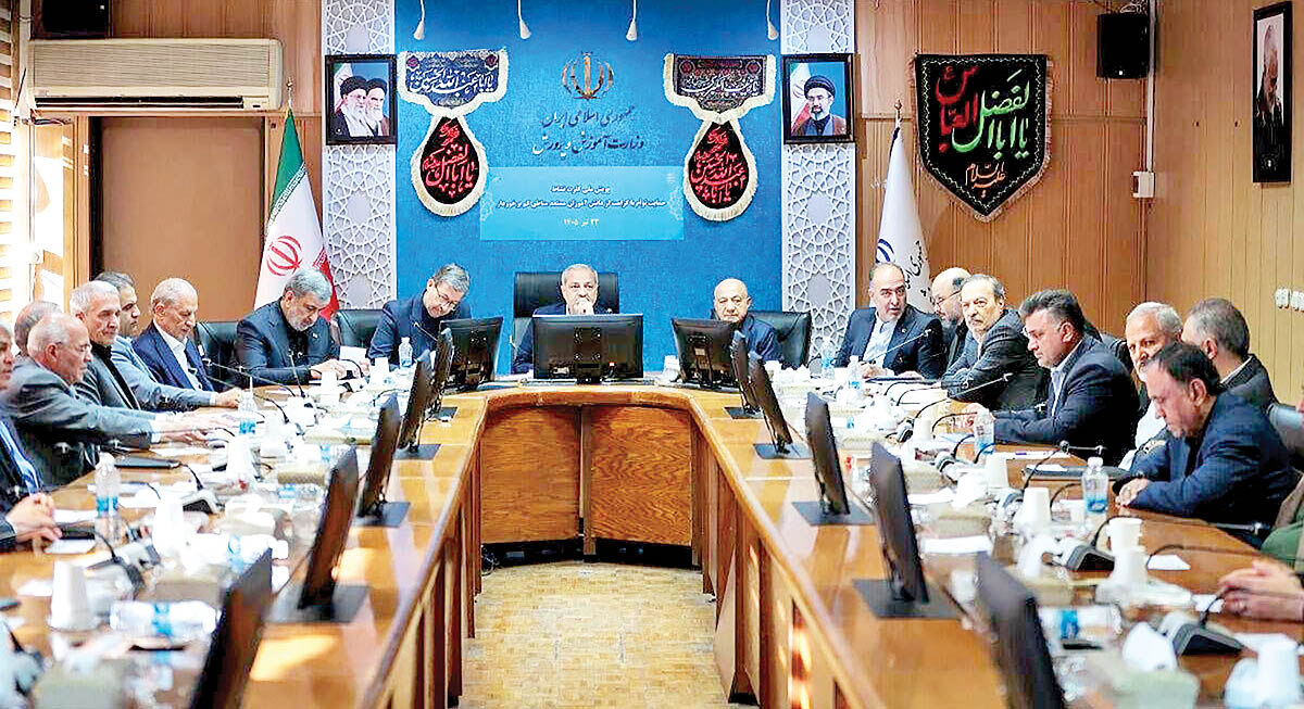 رونمایی طرح ملی کارت نشاط با حضور وزیر آموزش و پرورش و مشارکت بانک ایران زمین