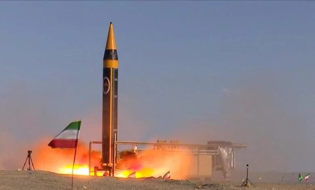 شلیک موشک از ایران به سمت ناوهای آمریکایی