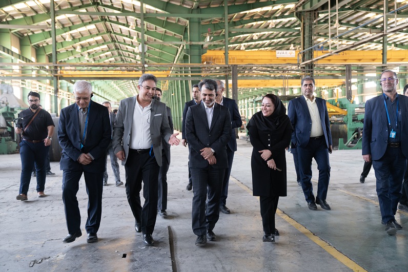 هیات نمایندگان اتاق بازرگانی و هیات رییسه انجمن مدیران صنایع استان اصفهان از کارخانه سافا بازدید کردند