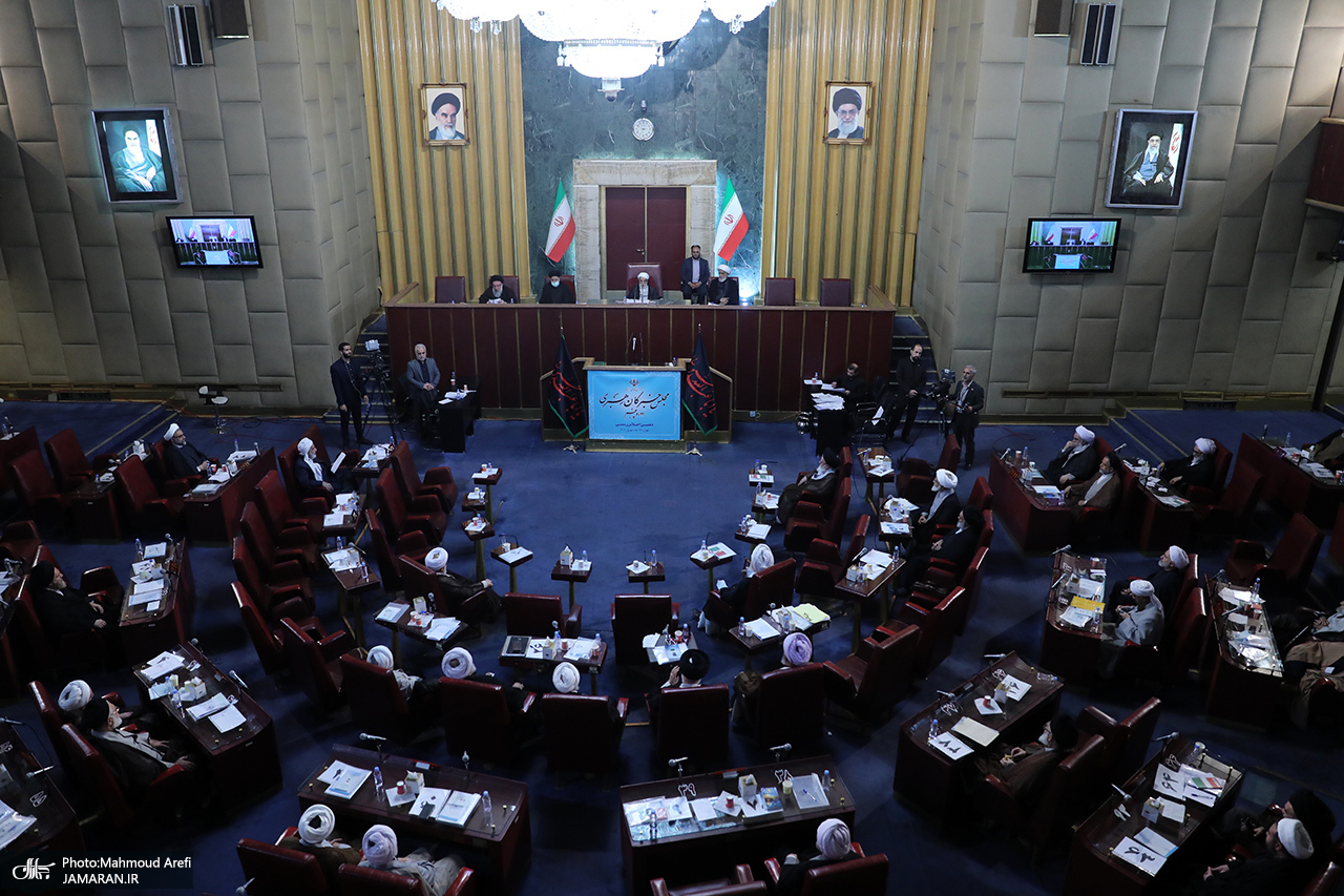 پیام مجلس خبرگان رهبری به مناسبت بدرقه و وداع با رهبر شهید انقلاب