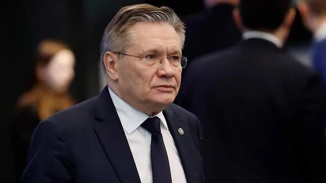 بازگشت کارکنان روس‌اتم به نیروگاه بوشهر کلید خورد/ نخستین گروه ۶ نفره راهی ایران شد