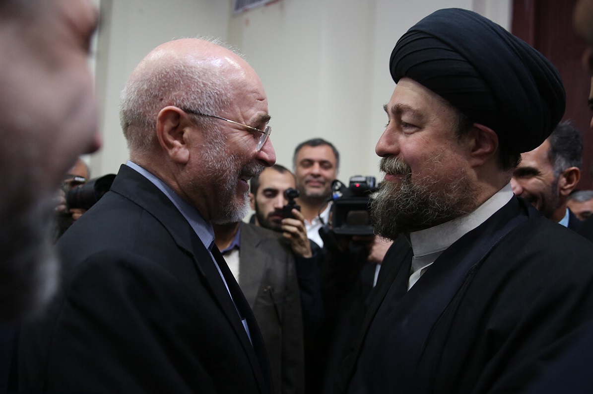 اظهارات جانبدارانه سیدحسن خمینی از پزشکیان و قالیباف/ تخریب مدیران عالی رتبه نظام هیچ ثمره‌ای ندارد/ همه باید از تصمیم نهایی تبعیت کنند