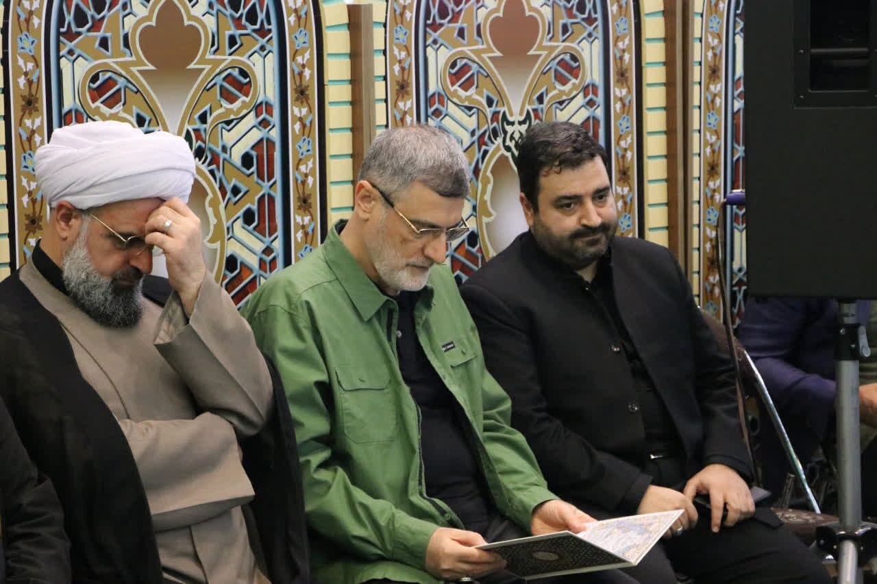 حضور چهره‌های مختلف سیاسی در مراسم ختم فرزند صدیقی + عکس 4