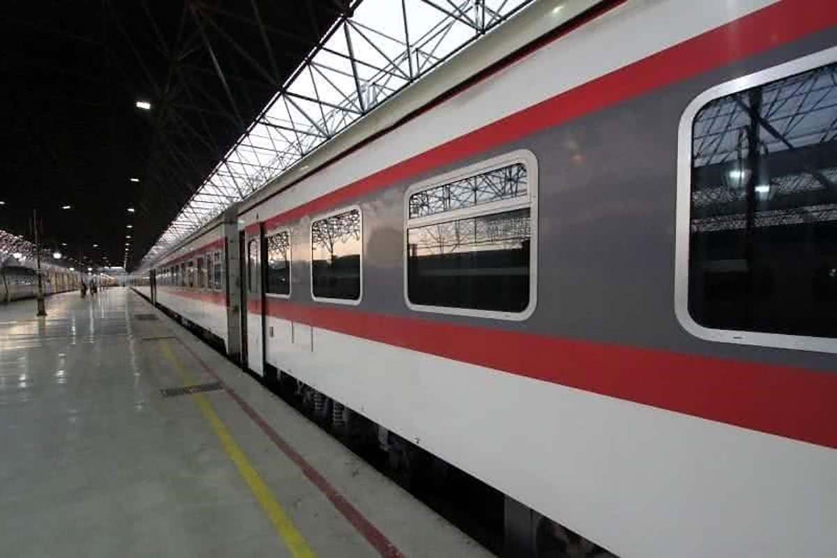 حبس 10 ساعته مسافران در قطار تهران – بندرعباس