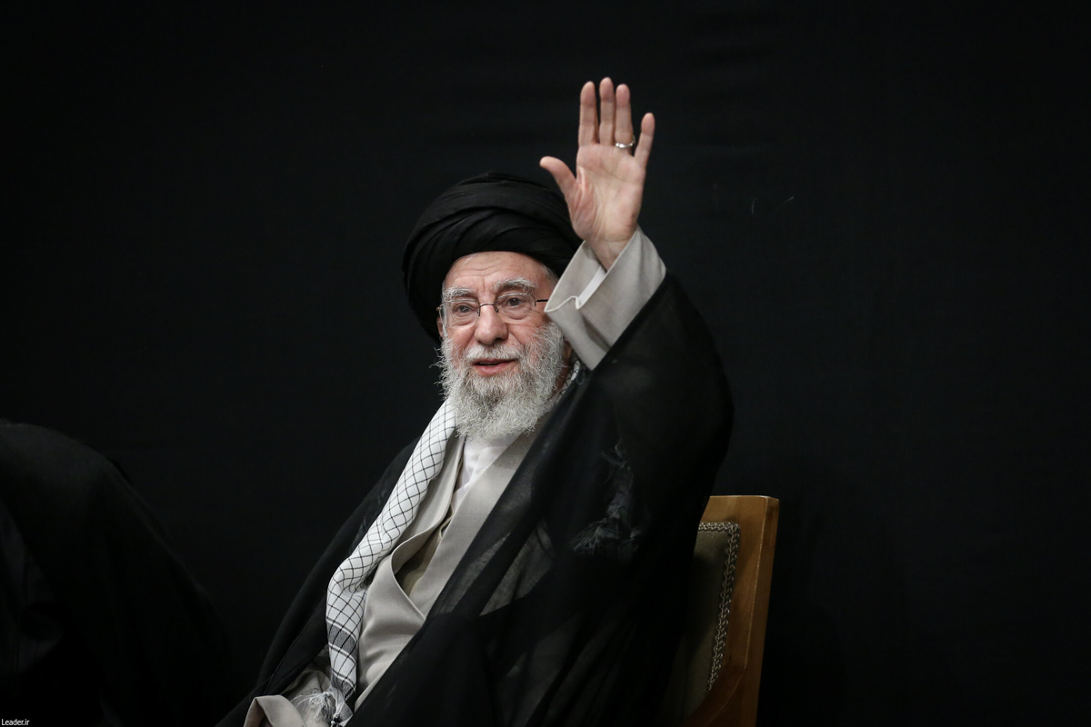 حضور رهبر معظم انقلاب در جمع خانوادههای شهدا 2
