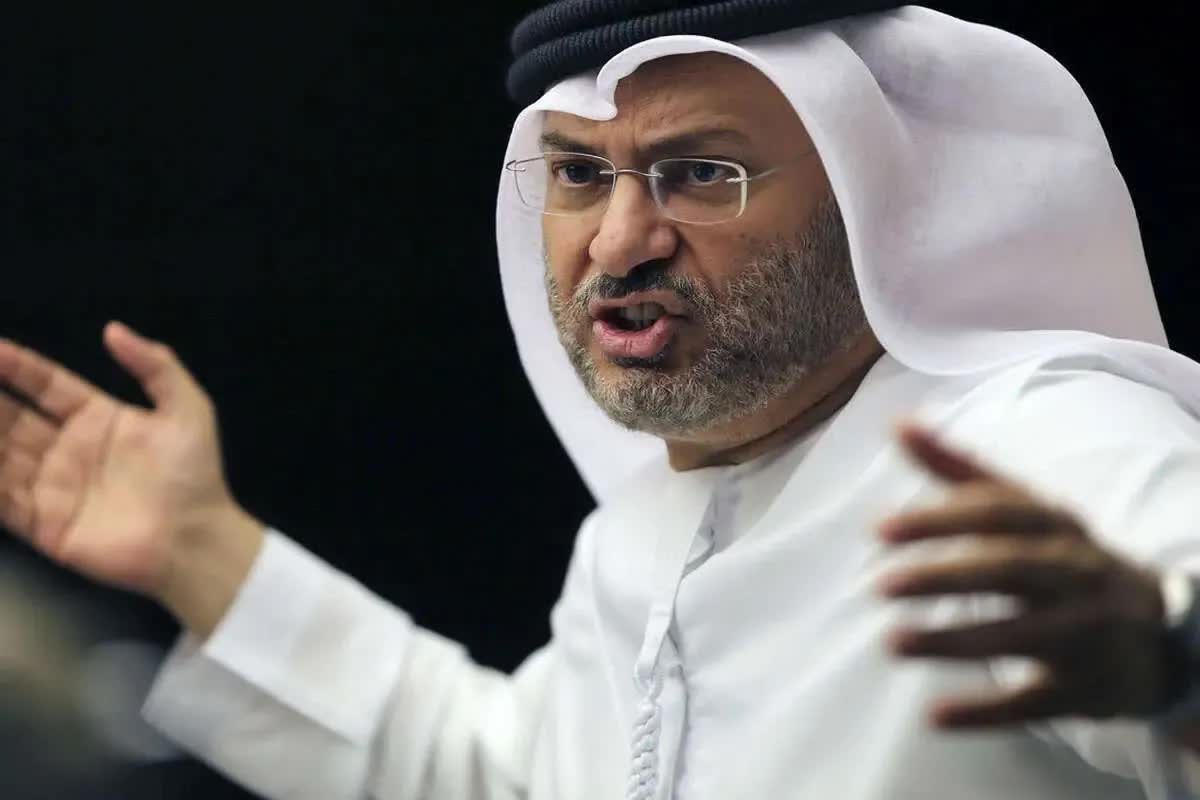 ادعای انور قرقاش: ارتباط با پزشکیان ادامه خواهد داشت/ گفتگو با ایران برای «عبور از بحران» کلیدی است/ تهران نمیتواند همزمان با ادامه حملات، درباره ساختن آیندهای جدید مذاکره کند