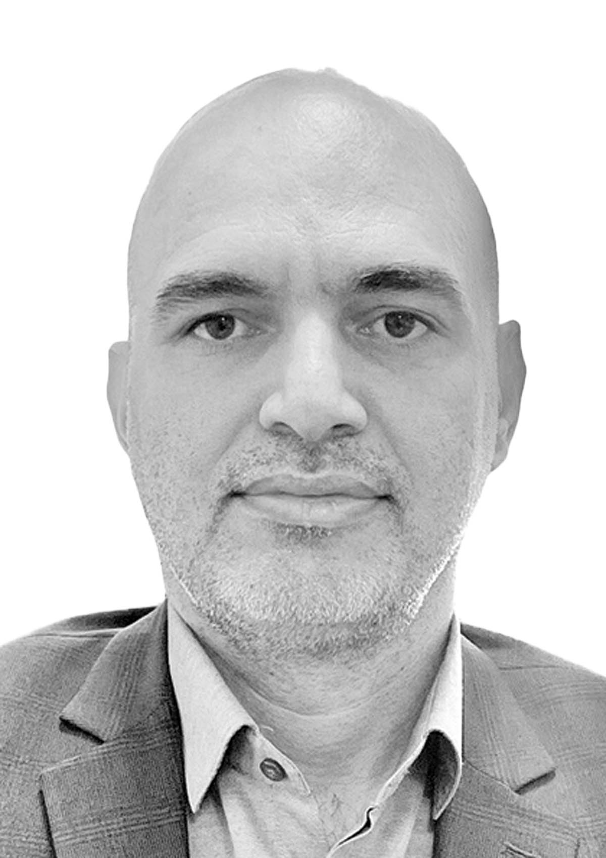  کامل ابراهیمیان