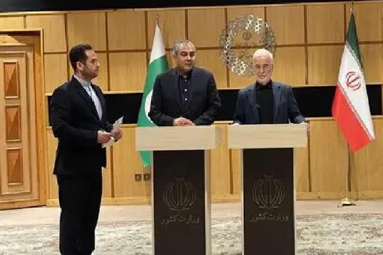 انتقال پیام نخست‌وزیر و فرمانده ارتش پاکستان به پزشکیان