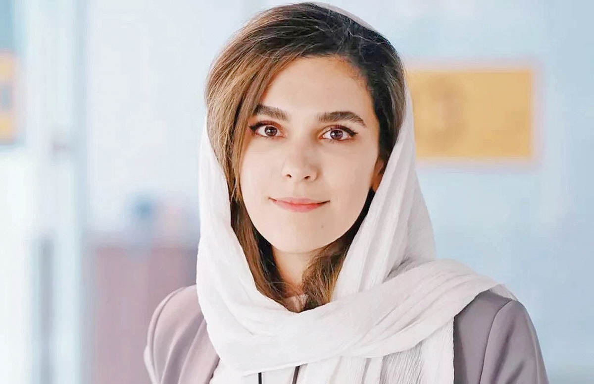 شراره عزت نژاد copy