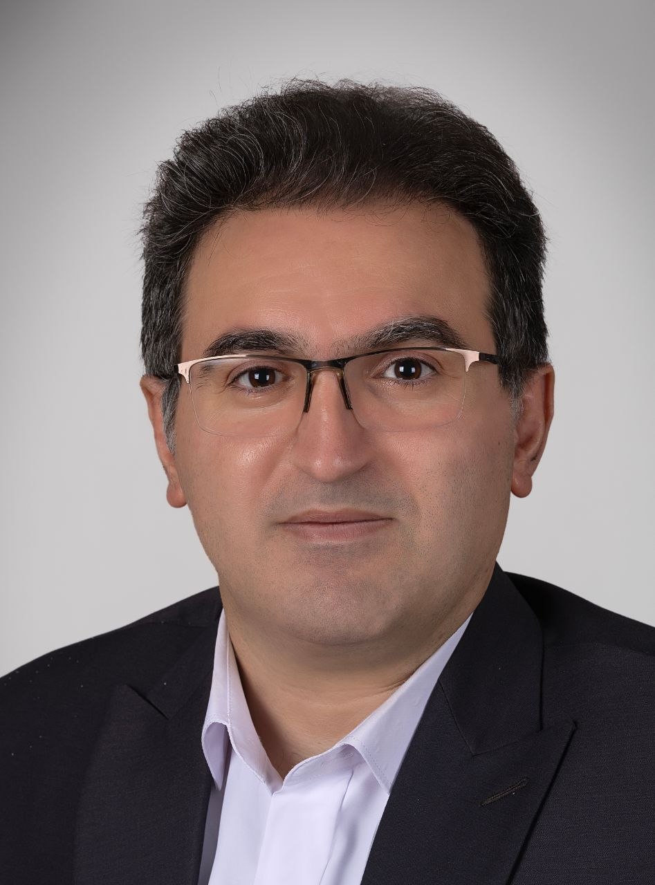 نوسانات سطح آب دریای خزر و عقب نشینی خط ساحلی