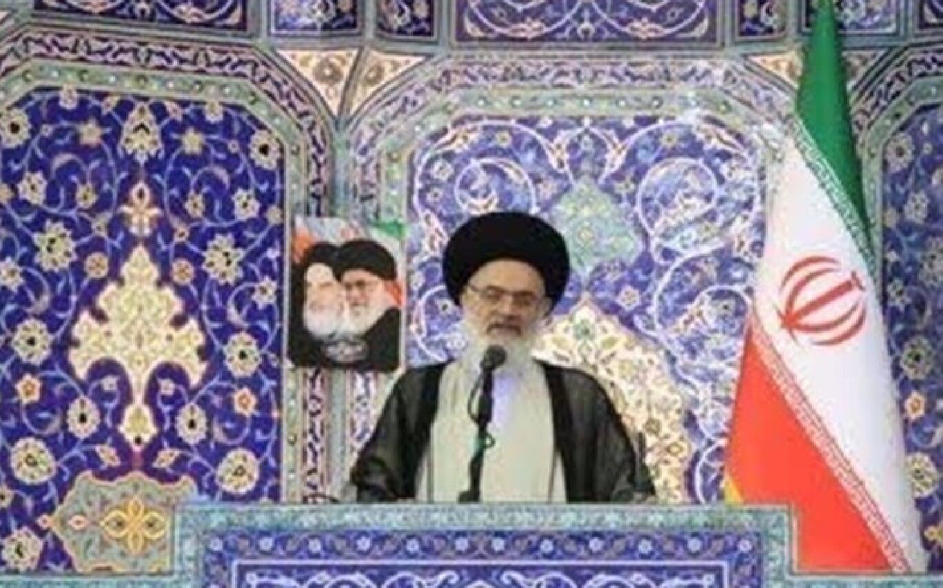 امام جمعه قم: ترس سراسر سرزمین‌های‌ اشغالی را فراگرفته است