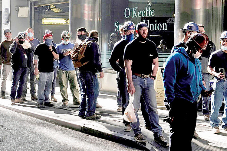 تداوم تعدیل نیرو در آمریکا