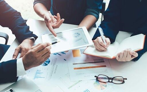 چگونه در یک محیط کاری ناسازگار دوام بیاوریم؟