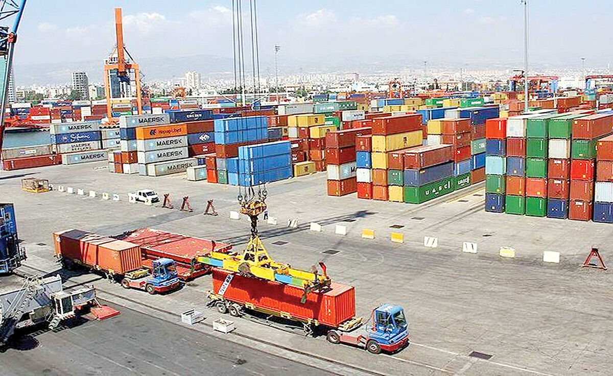 مطالبه توسعه تجارت  ازسیاستگذار 