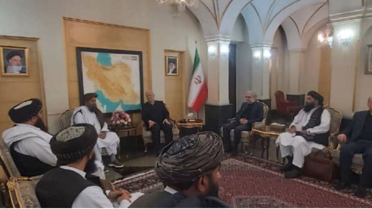  هیات بلند پایه طالبان به تهران رسید
