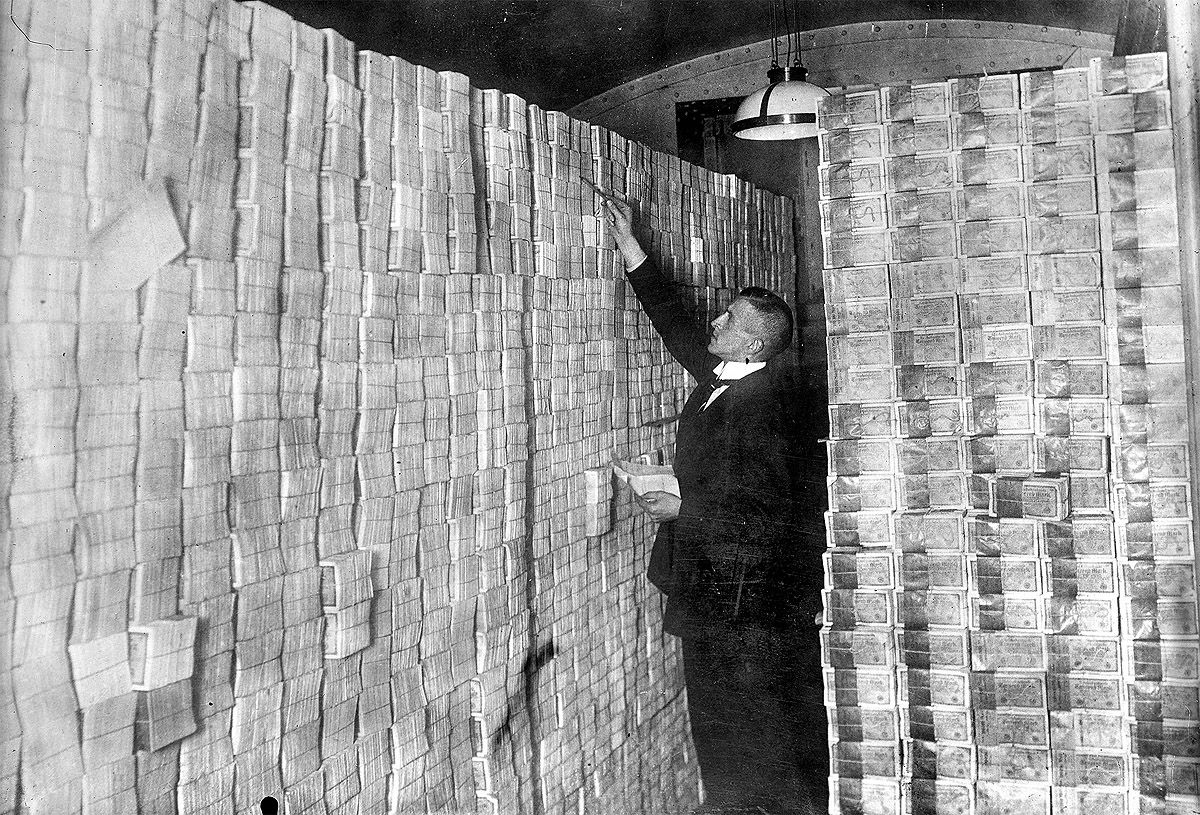 ابرتورم چگونه شکل می‌گیرد؟