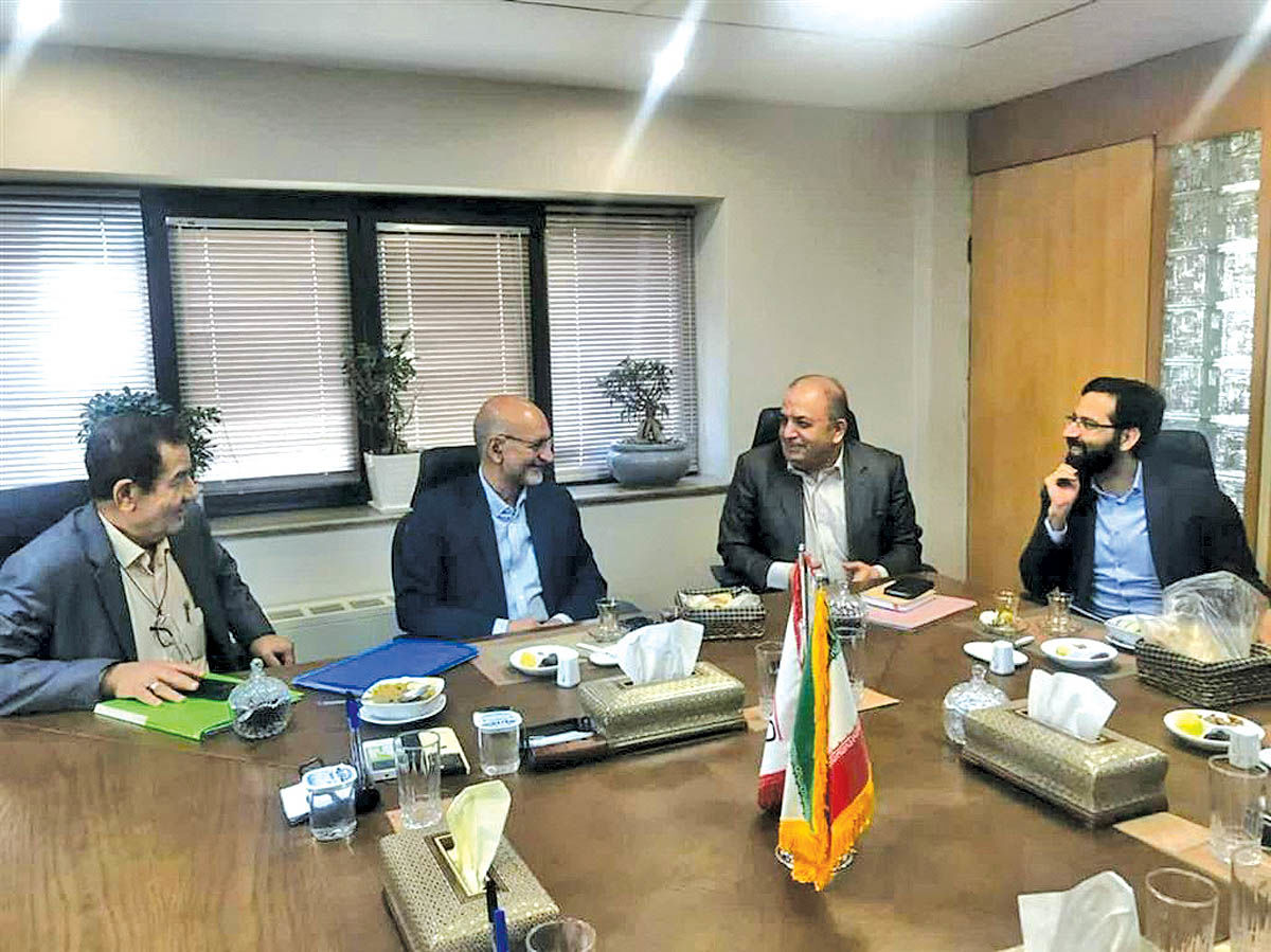 لزوم حمایت ایمیدرو از ذوب آهن اصفهان در تامین پایدار مواد اولیه