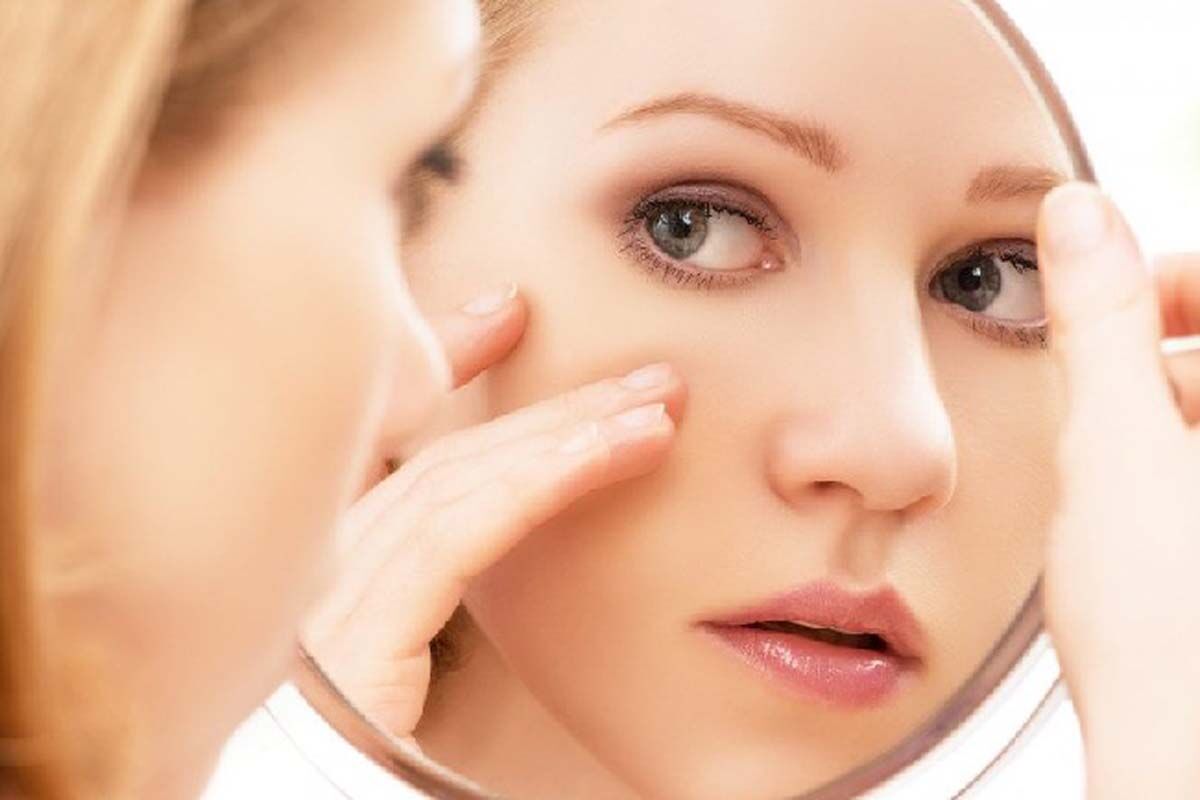 تاثیر مدل خوابیدن بر چین و چروک های صورت