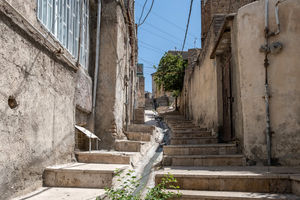 چهار قرن تا نجات «بَدمسکن»ها