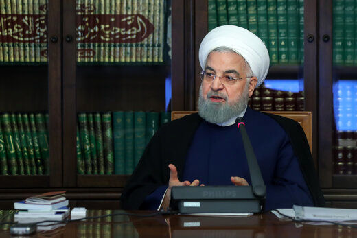 روحانی: حاشیه‌پردازی‌ها، دولت را از مسیر خدمت به‌ مردم دور ‌نمی‌کند/ فشار تحریم برای تامین ارز باعث افزایش افسار گسیخته قیمت‌ها نشود