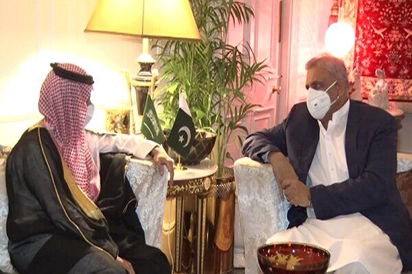 جزئیات دیدار فیصل بن فرحان با فرمانده ارتش پاکستان