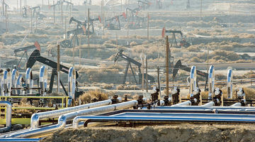 نفت آمریکا در چنبره تعرفه‌ها