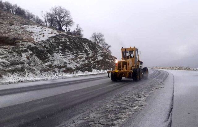محورهای مواصلاتی این استان درگیر کولاک برف شد/ توصیه‌ مهم رئیس پلیس راه به رانندگان