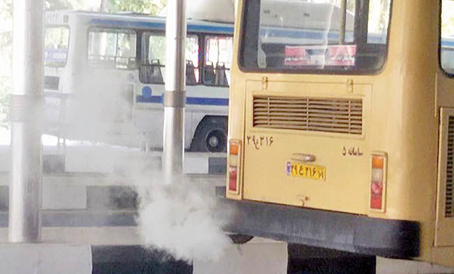 توقیف اتوبوس‌های دودزا در تهران
