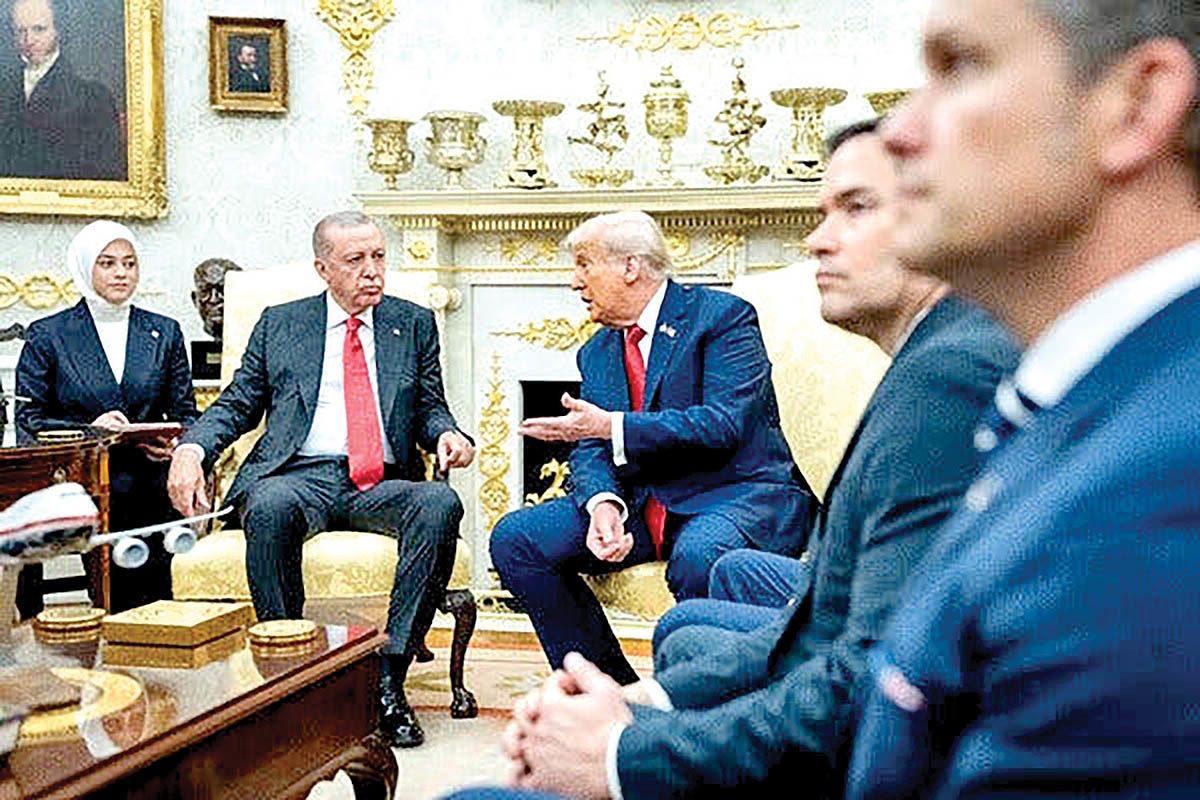 متحدان تماشاچی ایران