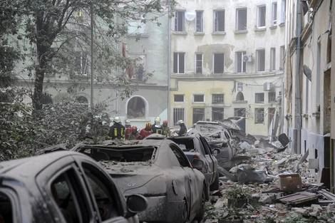 تصاویری تلخ از حمله موشکی مرگبار روسیه به مردم اوکراین+فیلم