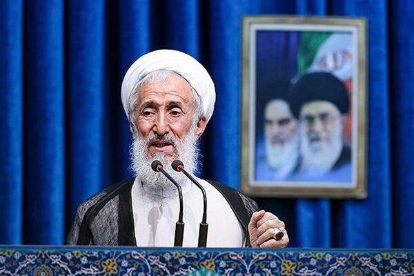 کاظم صدیقی: به بی حجاب ها آموزش بدهید، آنها جاهل هستند