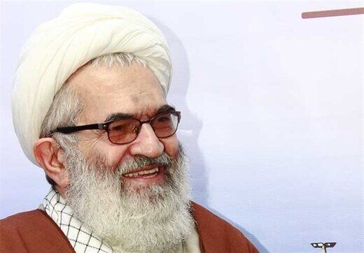 طرح اجباری کردن نماز در ایران؛ یک عضو خبرگان مطرح کرد