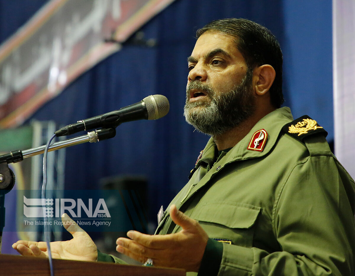 افتخار می کنیم حتی یک تیر جنگی در تهران شلیک نشد
