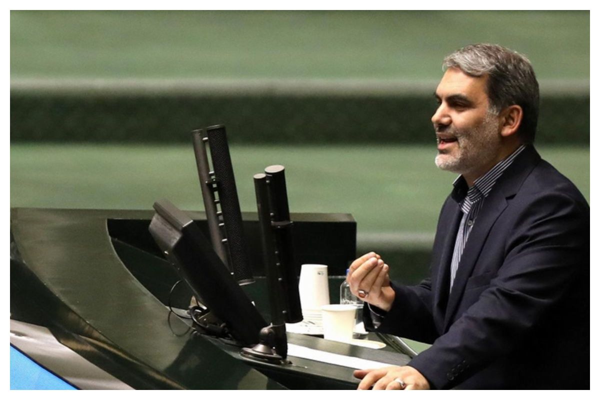 زنگنه: پزشکیان رگ خواب مجلس را می‌داند / پرونده‌های باز زیادی داریم / می‌ترسیم به موضوع بنزین و نان نزدیک شویم