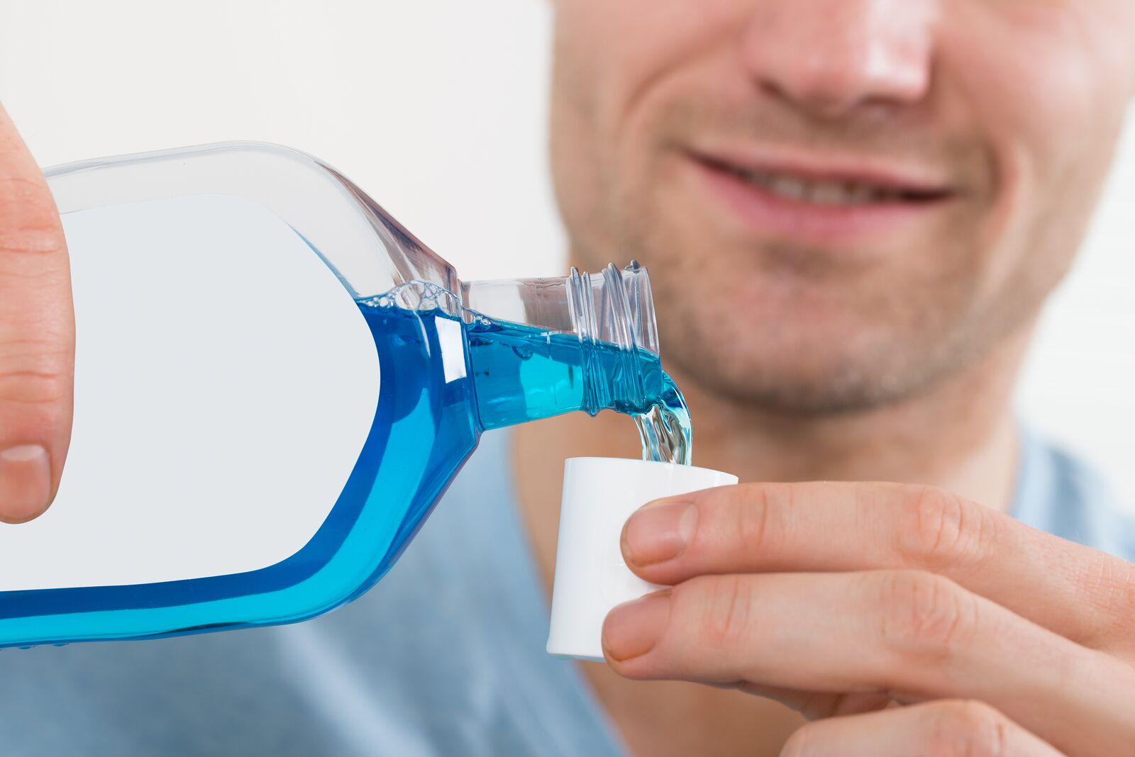 استفاده از دهانشویه برای همه ضروری است؟