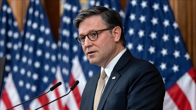 ادعای رئیس مجلس نمایندگان آمریکا درباره احتمال جنگ علیه گرینلند