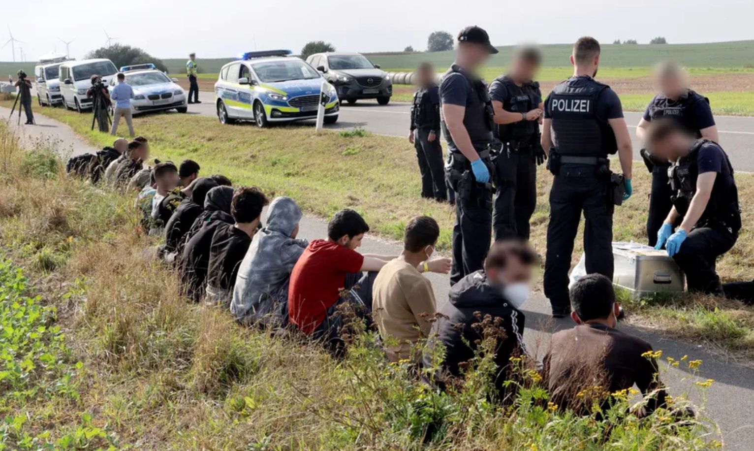 تصمیم آلمان برای اخراج مهاجران غیرقانونی/ اجازه ورود نخواهیم داد