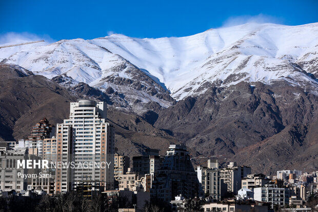 آسمان تهران بارانی می شود؟/ ورود سامانه بارشی جدید به تهران/ پایتخت رکوردزد