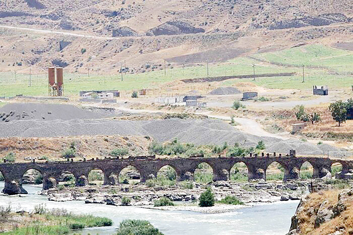 دیپلماسی در میانه دو جنگ