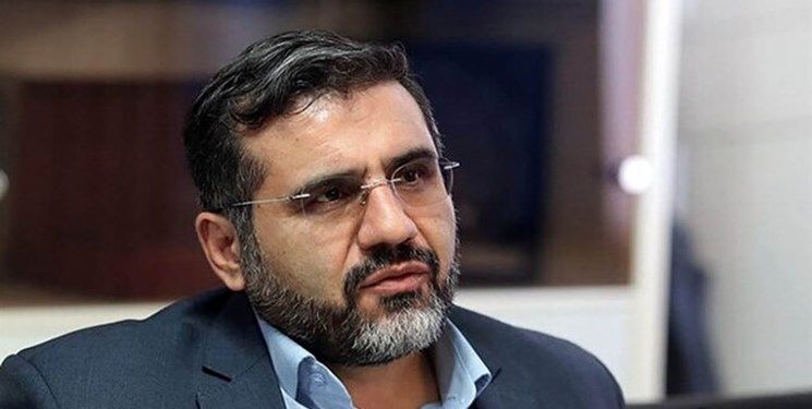 آقای اسماعیلی! شما وزیر ارشاد هستید یا مسئول روابط عمومی فیلم فجر؟!