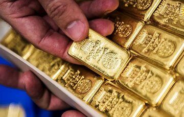 پیش‌بینی‌ تحلیلگران بزرگ درباره قیمت طلا تا یک سال آینده/ قیمت طلا کاهش می یابد؟