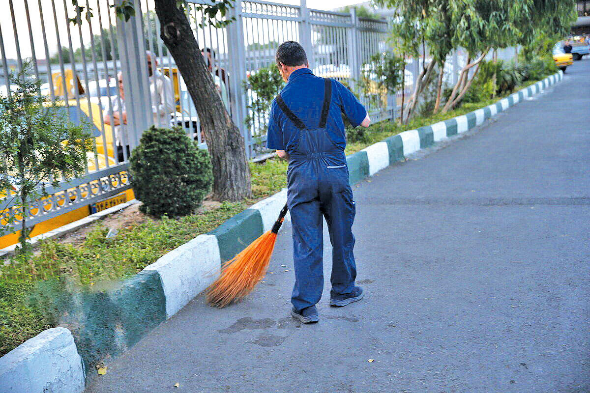 فرهنگ‌سازی و آموزش، نیاز اساسی برای بهبود نظافت شهری اصفهان است