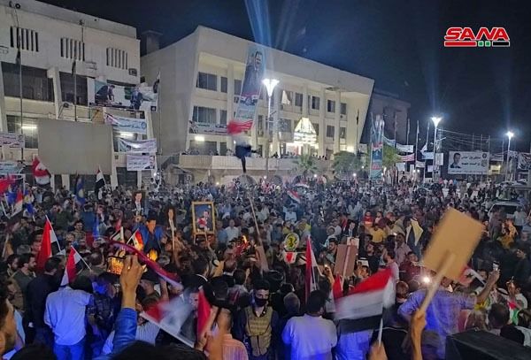 تصاویری از جشن و شادی مردم سوریه بعد از پیروزی بشار اسد در انتخابات