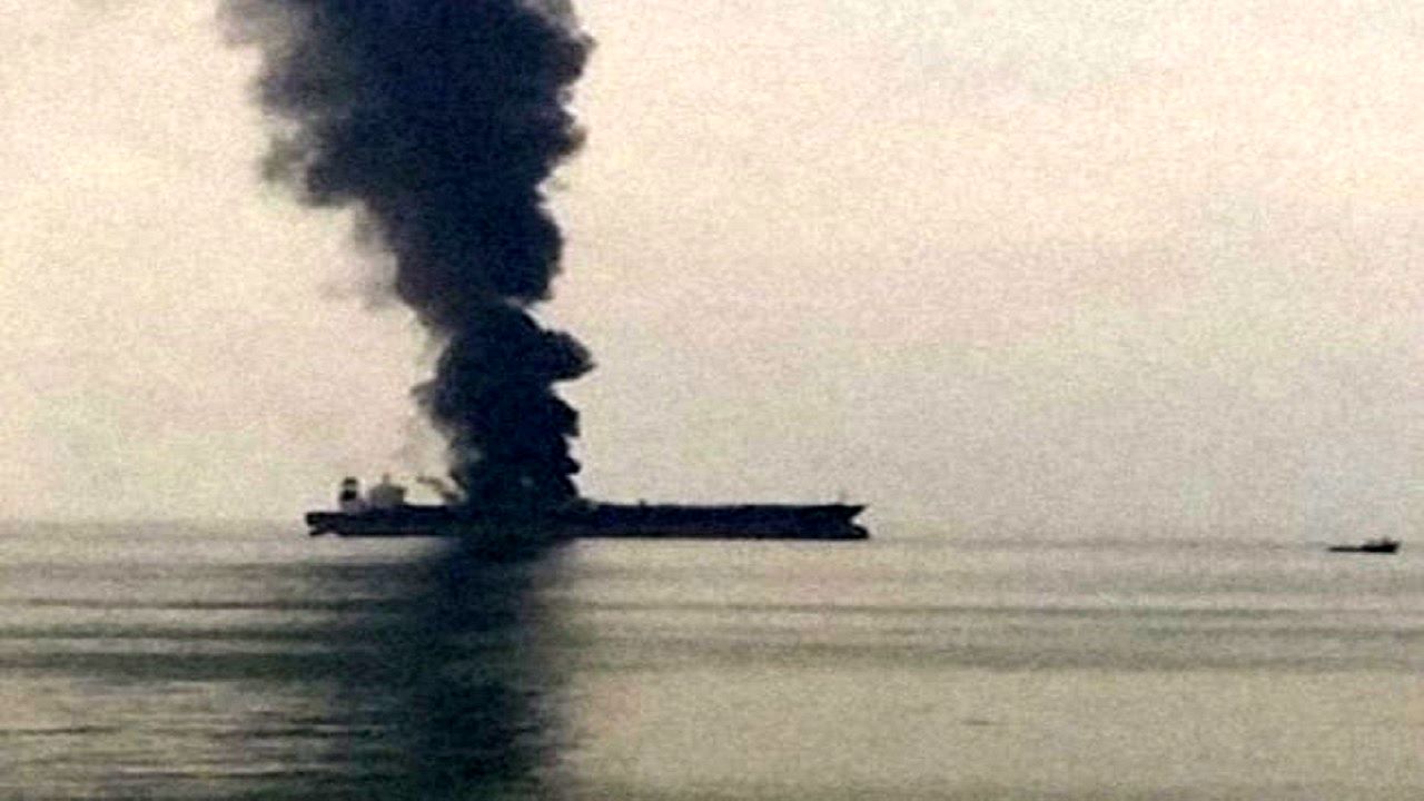 انفجار یک کشتی در سواحل عربستان